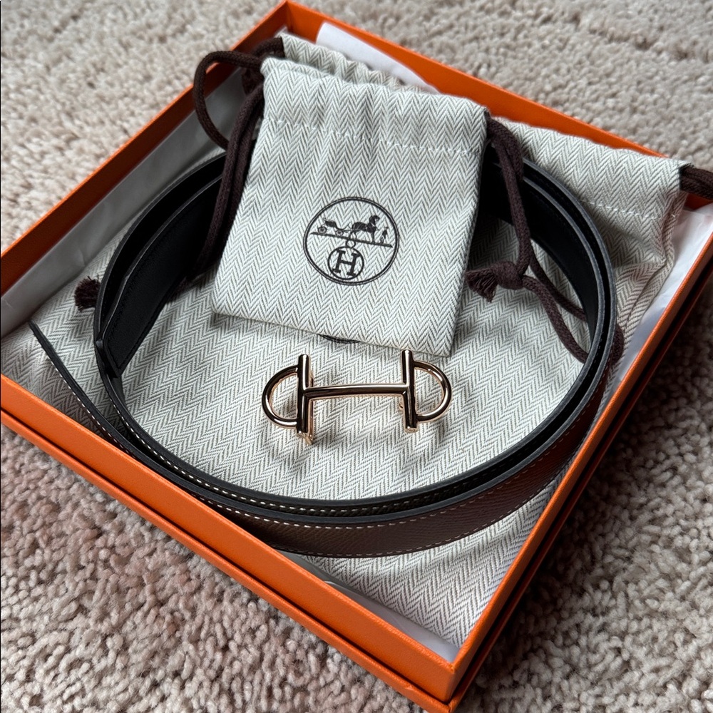 Hermes Gamma belt buckle & Reversible leather strap 24 mm